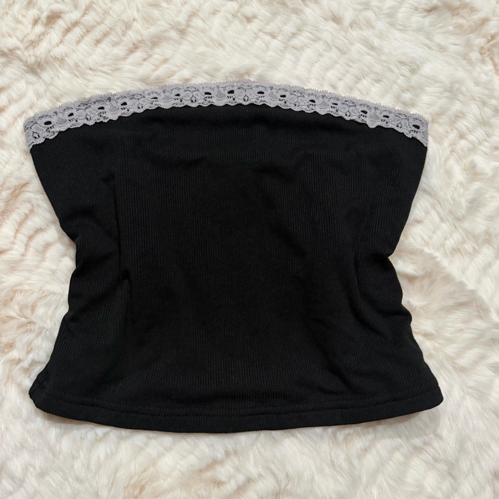 Black Strapless Tube Top with Gray Lace Trim
